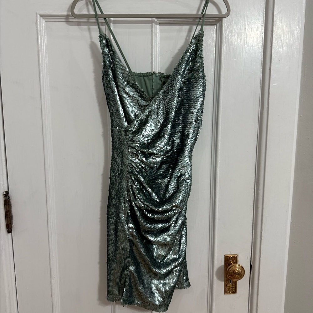 Elegant Green Sequin Dress